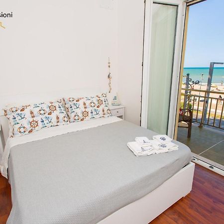 Palm Beach House - Vista Mare Montesilvano Marina エクステリア 写真